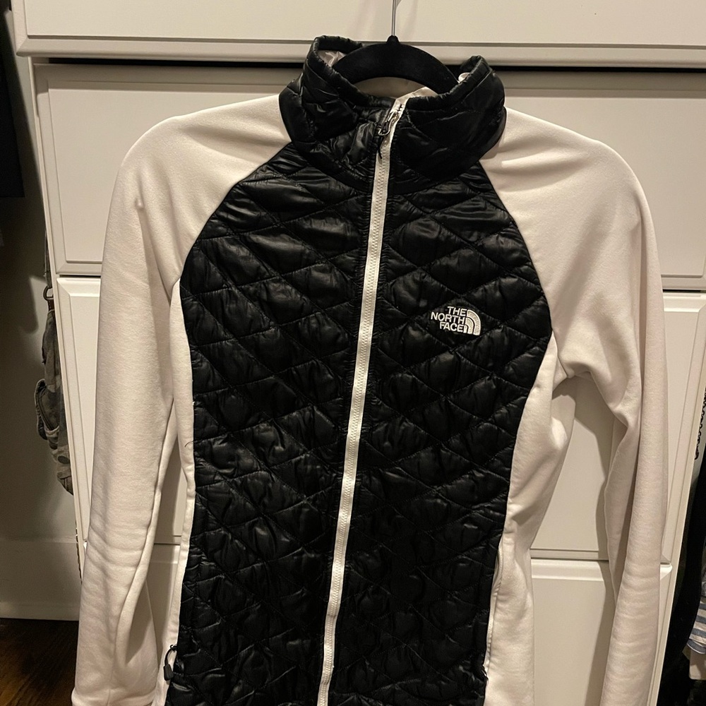 The North Face Women's black and white Puffer Jacket